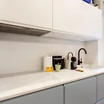 Magnificent - 3br-6p - Nation Apartment